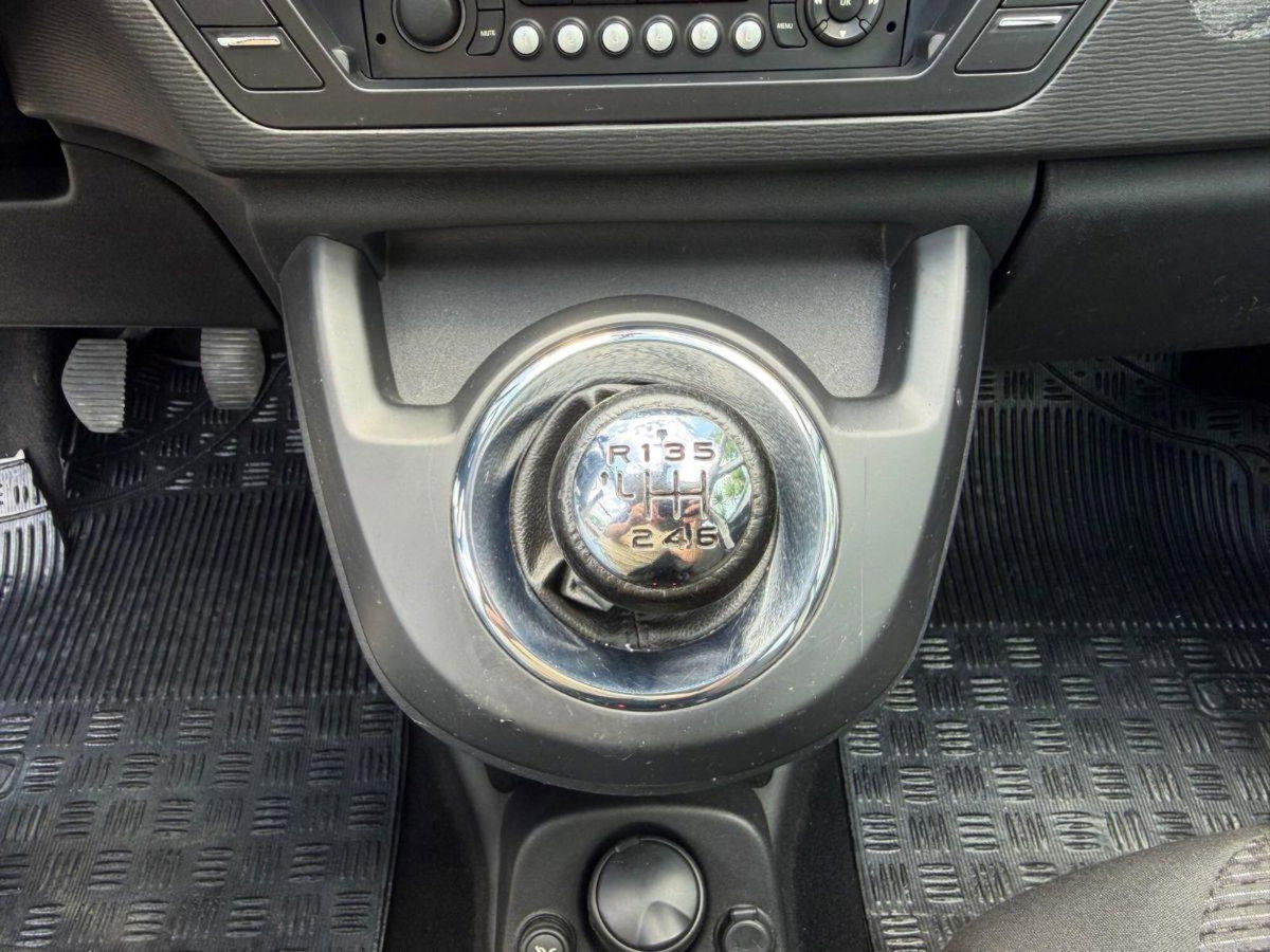 Citroen C4 Picasso 1.6 HDi 110 FAP Attraction (15)