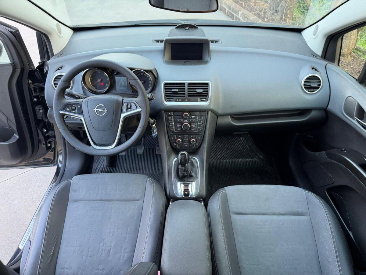 Opel Meriva 1.3 CDTI Cosmo (12)