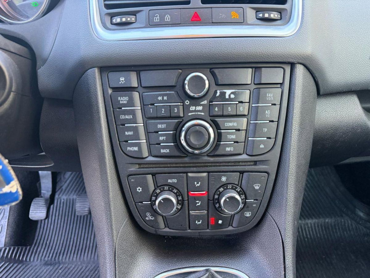 Opel Meriva 1.3 CDTI Cosmo (17)