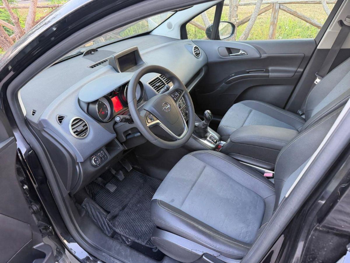 Opel Meriva 1.3 CDTI Cosmo (9)