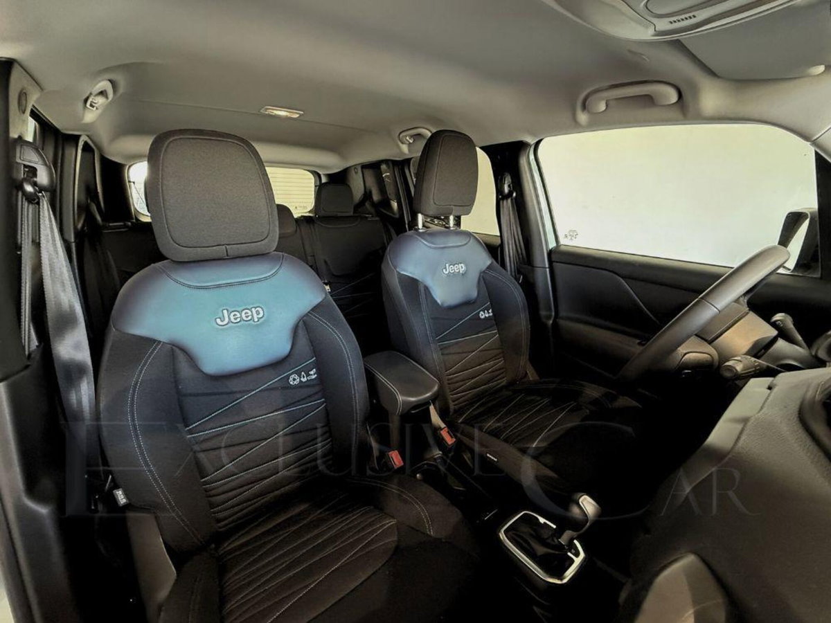 Jeep Renegade 1.5 Turbo T4 MHEV Upland (13)