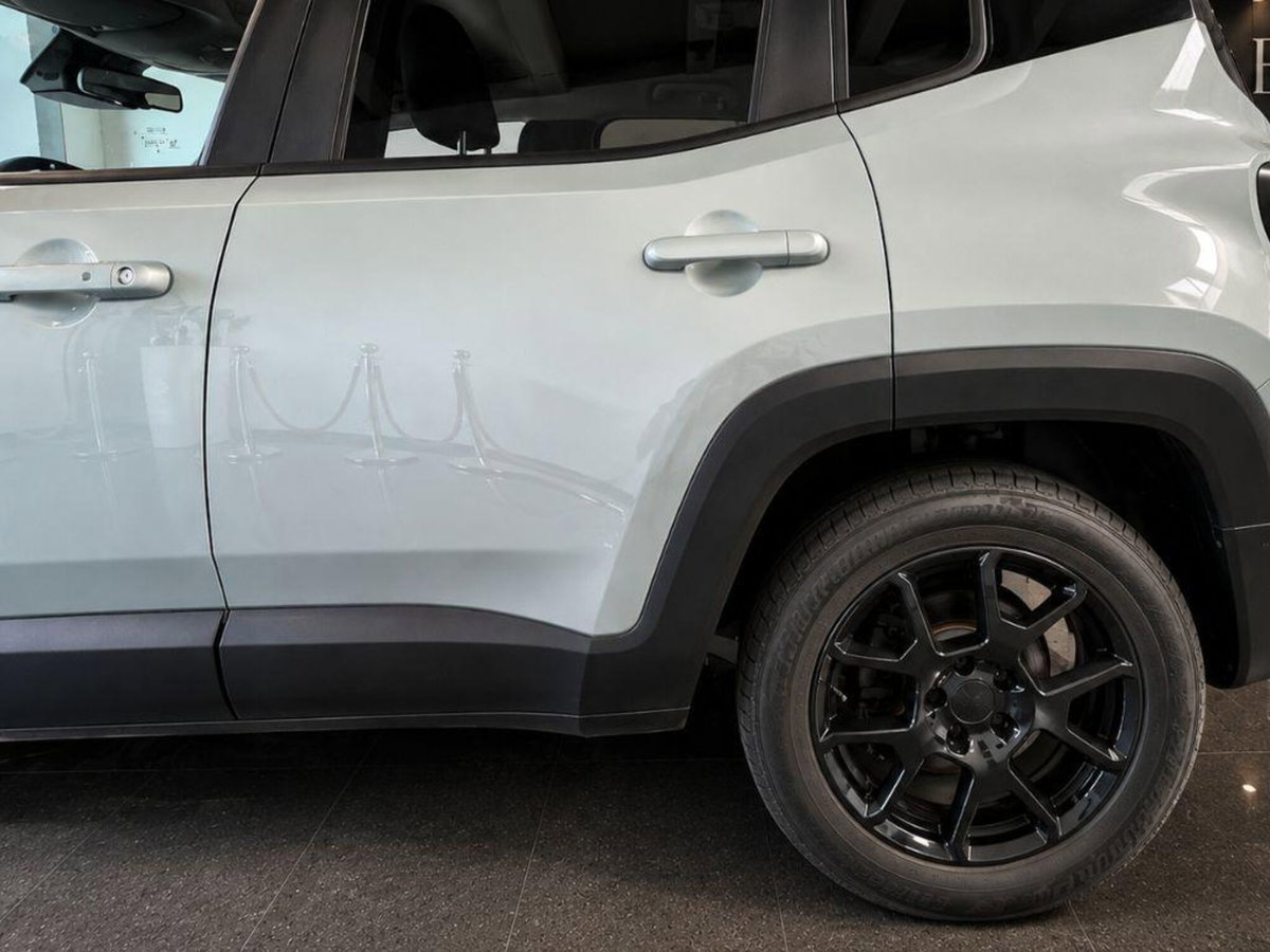 Jeep Renegade 1.5 Turbo T4 MHEV Upland (5)