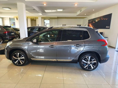 Peugeot 2008 120 S&S Allure (8)