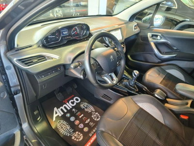 Peugeot 2008 120 S&S Allure (9)
