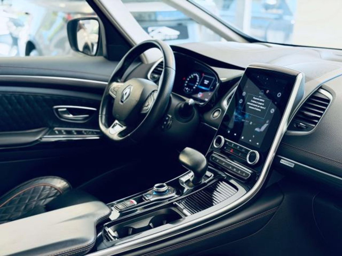 Renault Espace Blue dCi 200CV EDC Initiale Paris 4Control (13)
