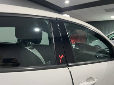 Lancia Ypsilon 1.3 MJT 16V 95 CV 5 porte S&S Elefantino (12)