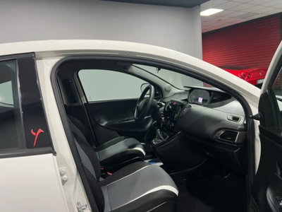 Lancia Ypsilon 1.3 MJT 16V 95 CV 5 porte S&S Elefantino (8)