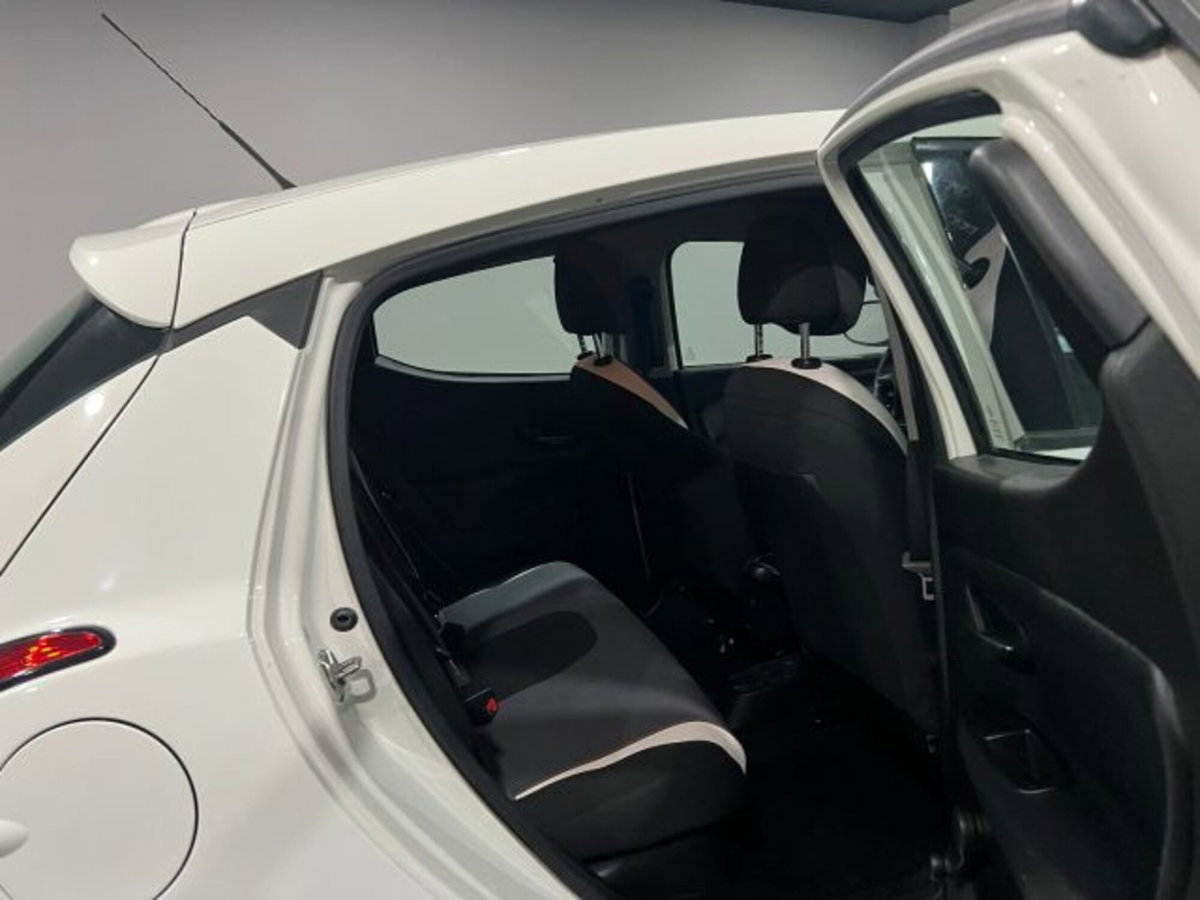 Lancia Ypsilon 1.3 MJT 16V 95 CV 5 porte S&S Elefantino (9)