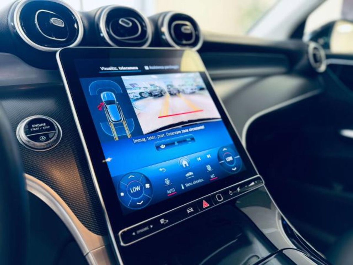 Mercedes-Benz GLC EQ 300 Advanced 4matic (16)