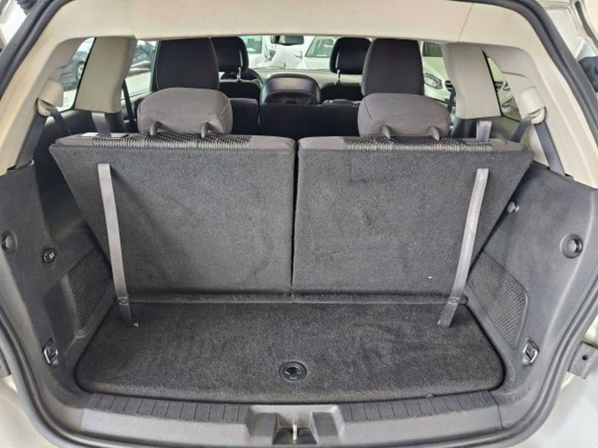 Fiat Freemont 2.0 Mjt 170 CV 4x4 Automatica Urban (10)