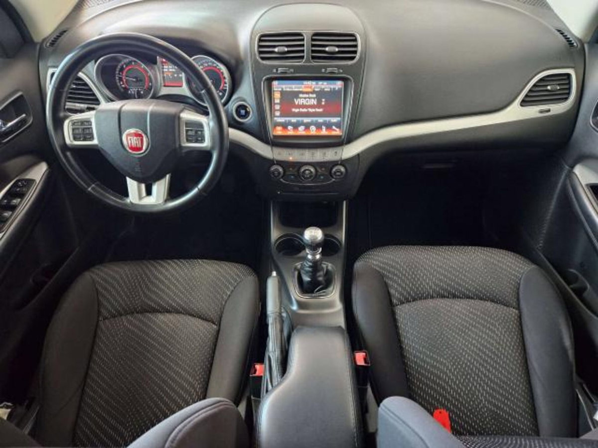 Fiat Freemont 2.0 Mjt 170 CV 4x4 Automatica Urban (7)