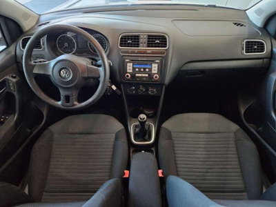 Volkswagen Polo 1.4 3 porte Highline (8)