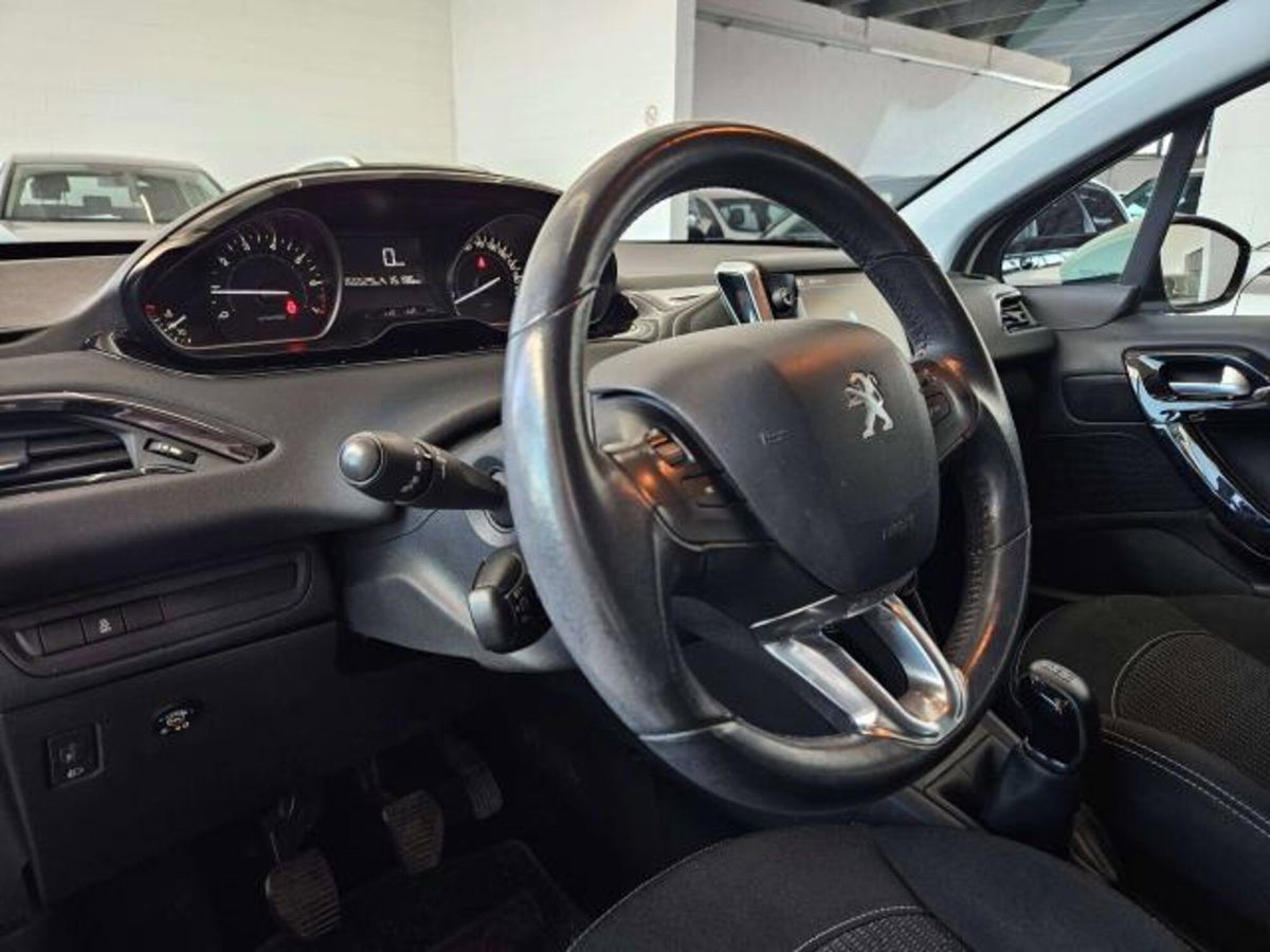 Peugeot 208 82 3p. GPL Allure (11)