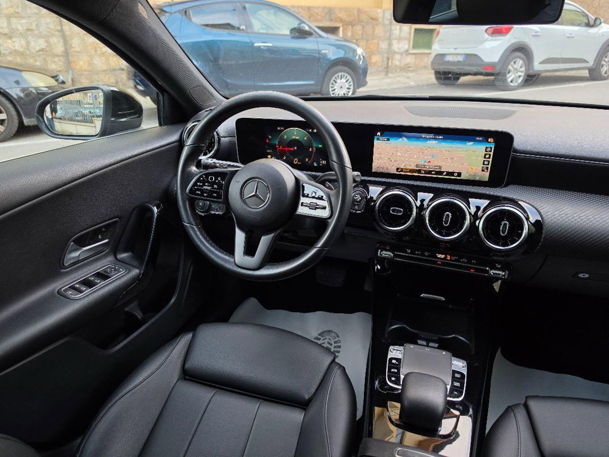 Mercedes-Benz Classe A 180 d Automatic Sport (20)