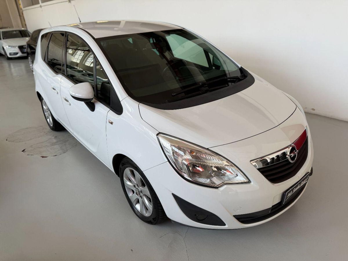 Opel Meriva 1.3 CDTI 95CV ecoFLEStart&Stop Cosmo (3)