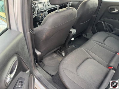 Jeep Renegade 1.6 Mjt DDCT 120 CV Longitude (16)