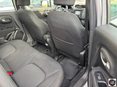 Jeep Renegade 1.6 Mjt DDCT 120 CV Longitude (19)