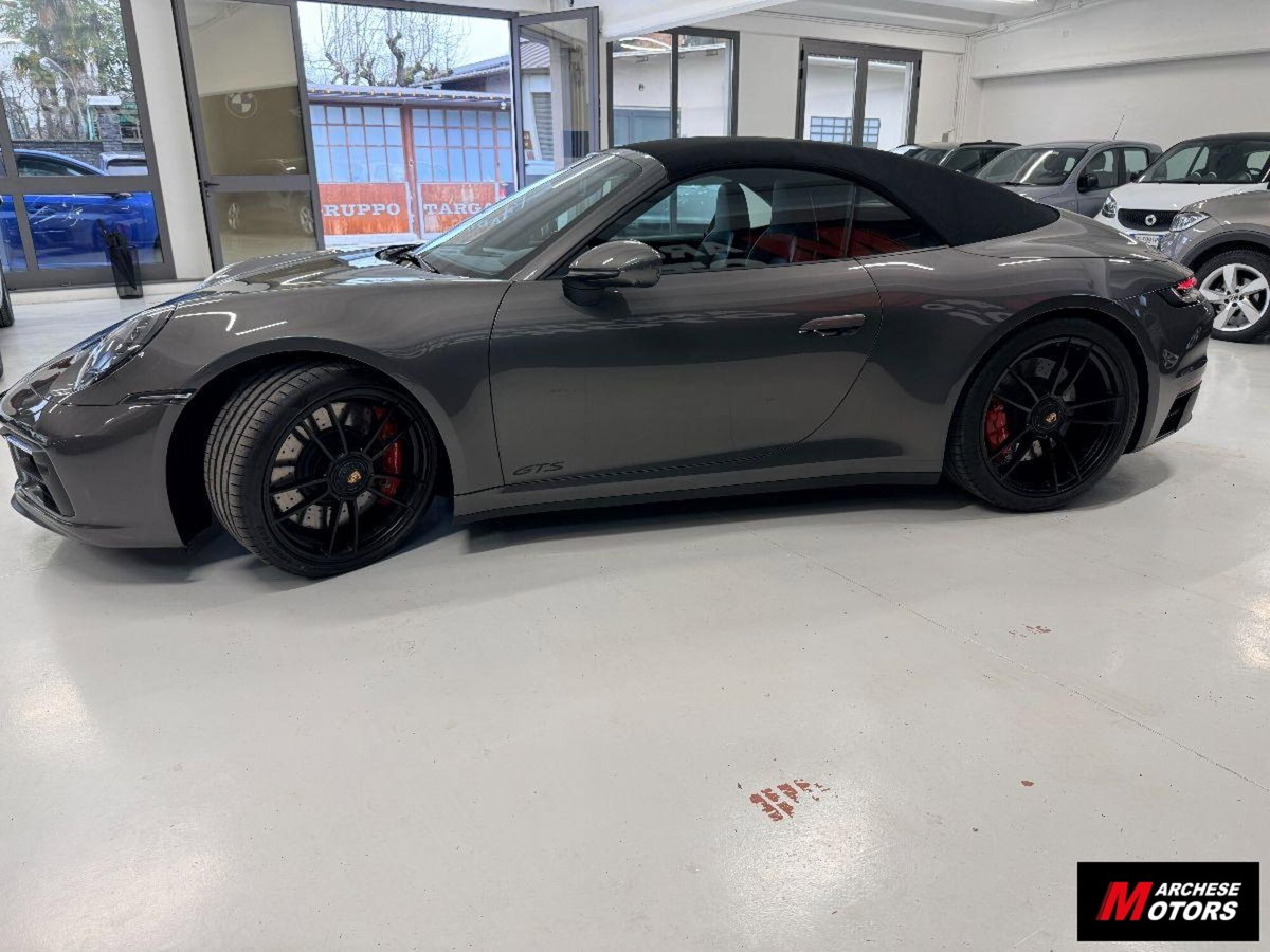 Porsche 911 Cabrio Cabrio 3.0 Carrera 4 GTS (6)