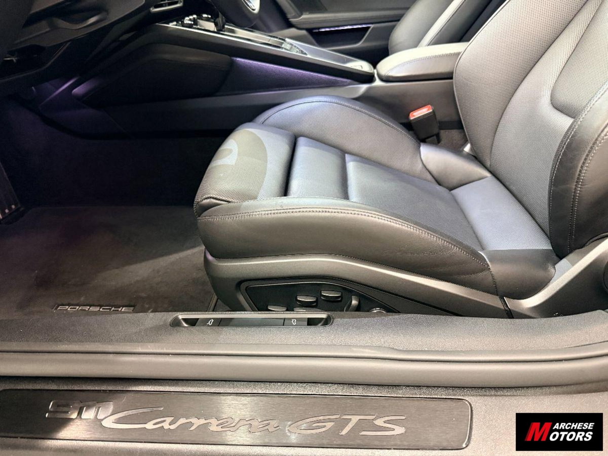 Porsche 911 Cabrio Cabrio 3.0 Carrera 4 GTS (9)