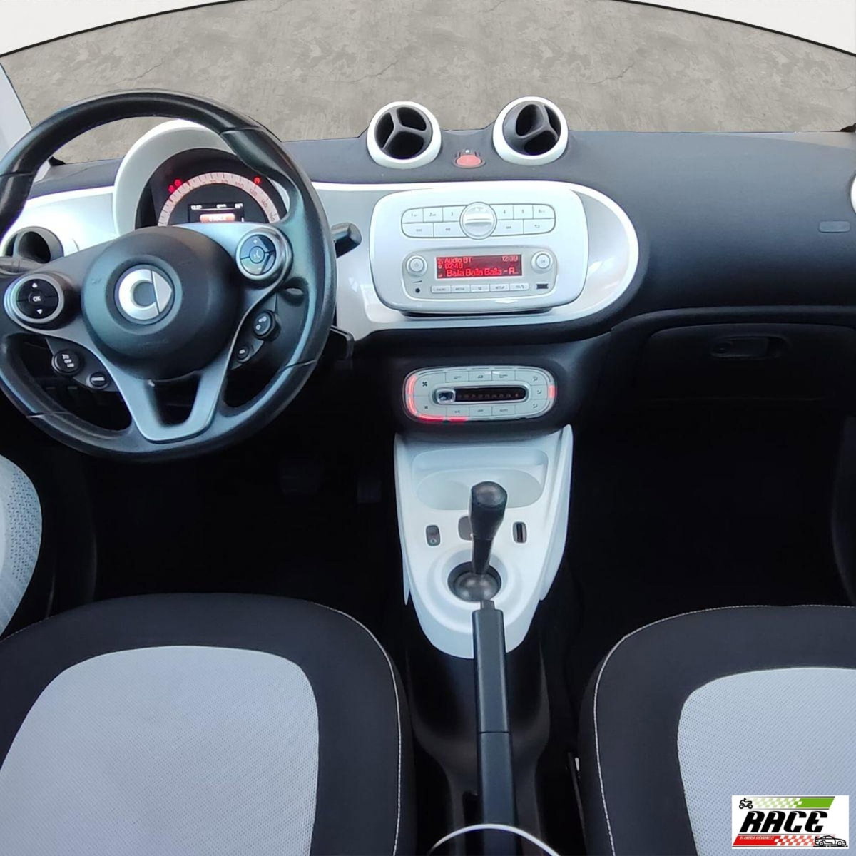 smart Fortwo 1000 52 kW MHD coupé passion (14)