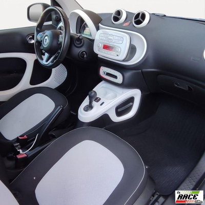 smart Fortwo 1000 52 kW MHD coupé passion (18)