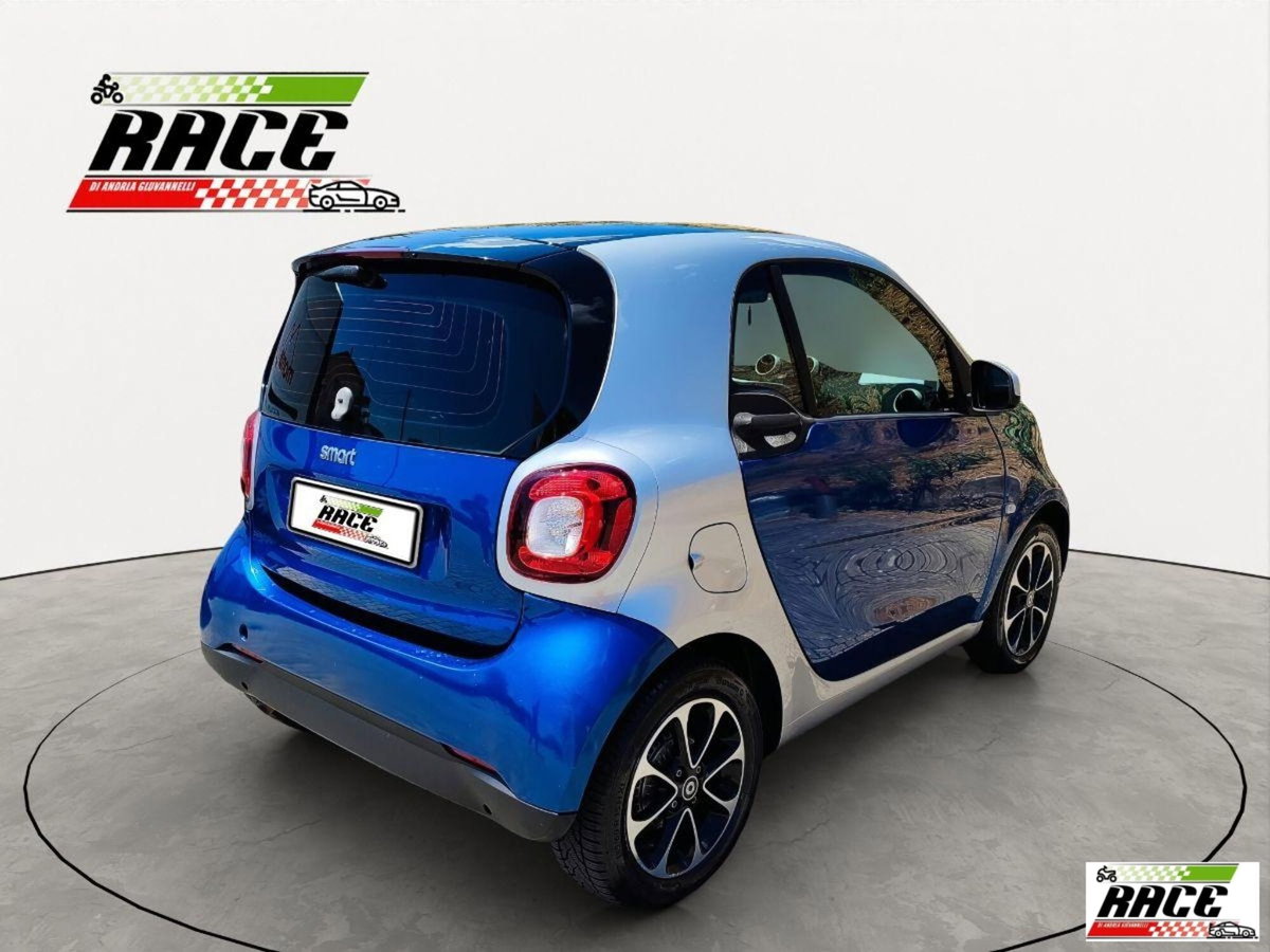 smart Fortwo 1000 52 kW MHD coupé passion (6)