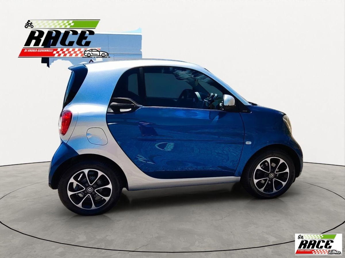 smart Fortwo 1000 52 kW MHD coupé passion (7)