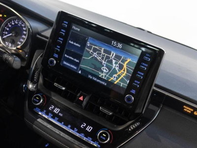 Toyota Corolla 1.8 Hybrid Style (13)