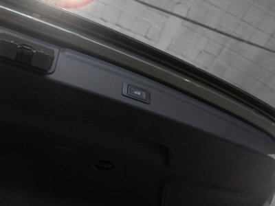 Audi Q3 35 TDI Business (17)