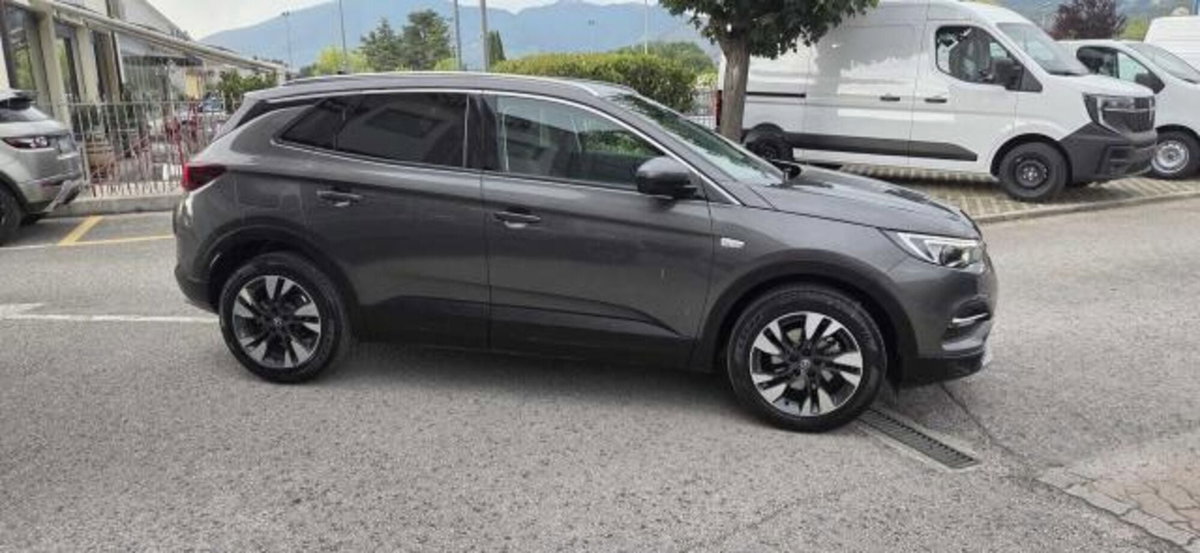 Opel Grandland X 1.2 Turbo 12V 130 CV Start&Stop Innovation (4)