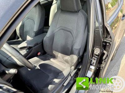 Lexus UX Hybrid 4WD F Sport (8)