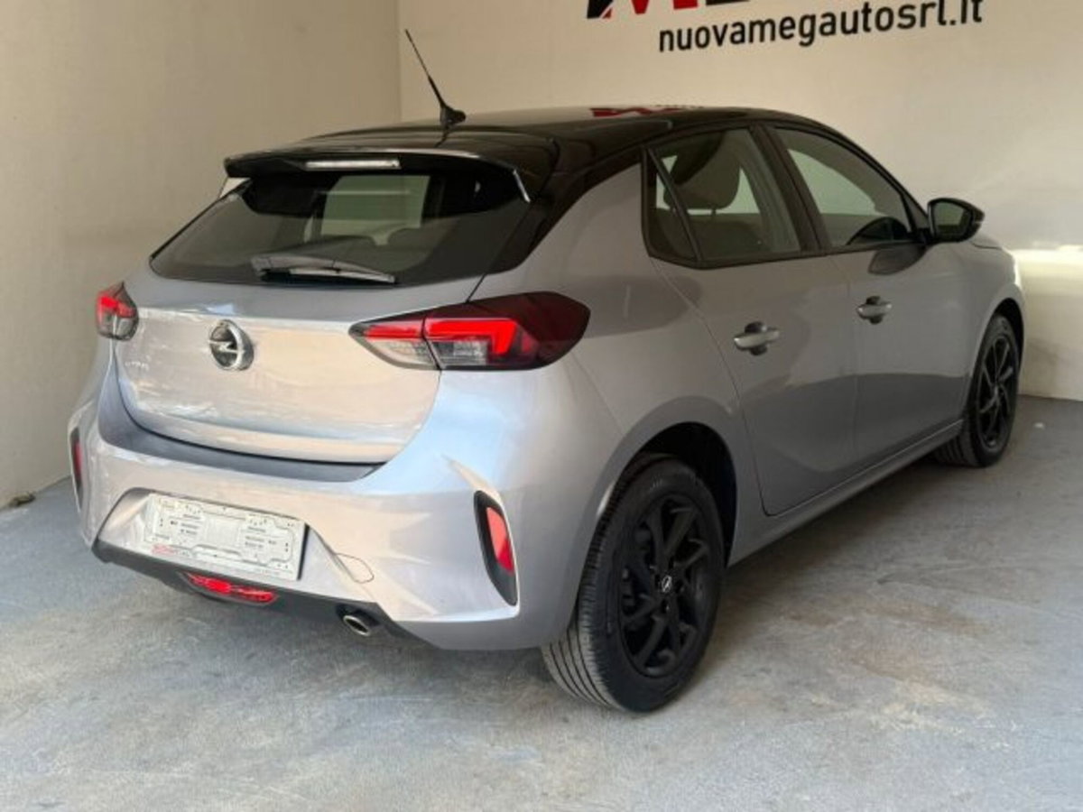 Opel Corsa 1.2 100 CV GS Line (4)