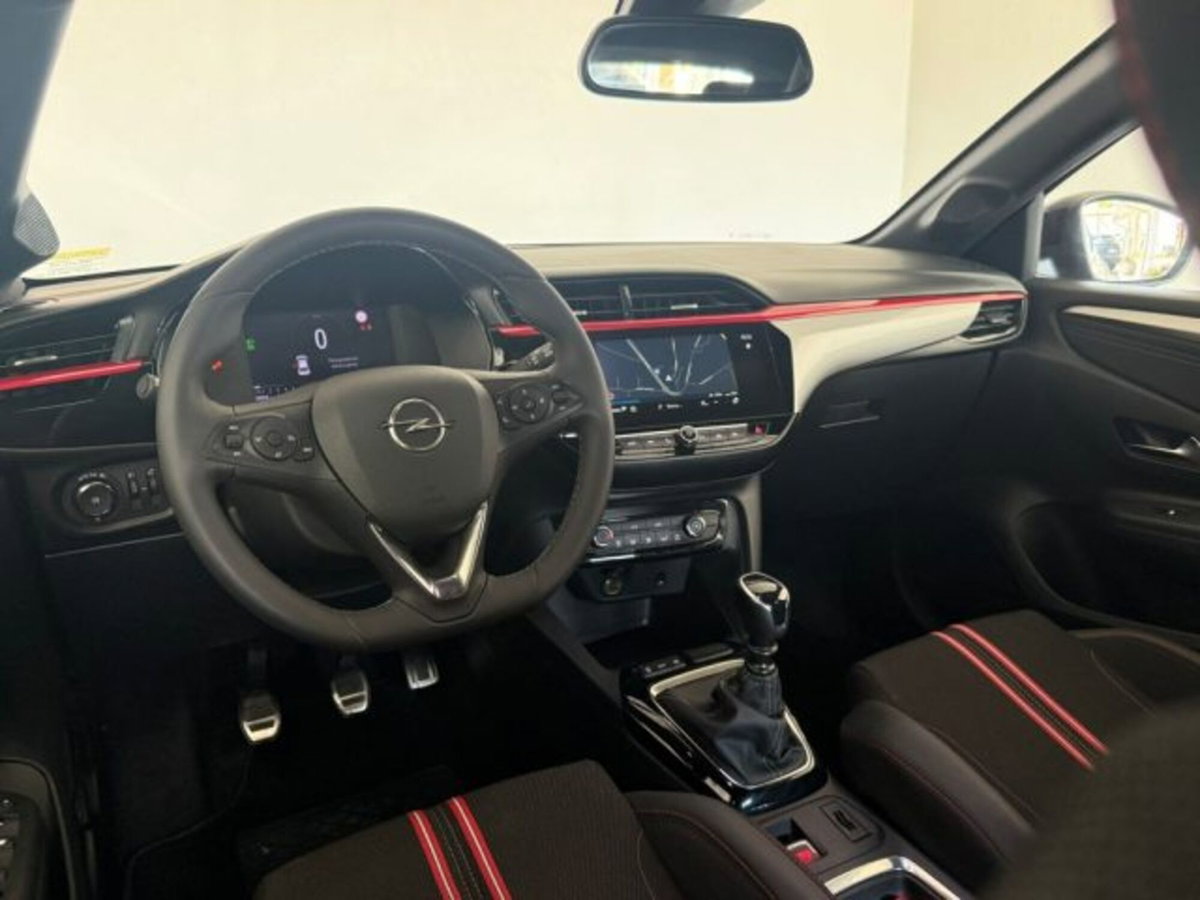 Opel Corsa 1.2 100 CV GS Line (8)