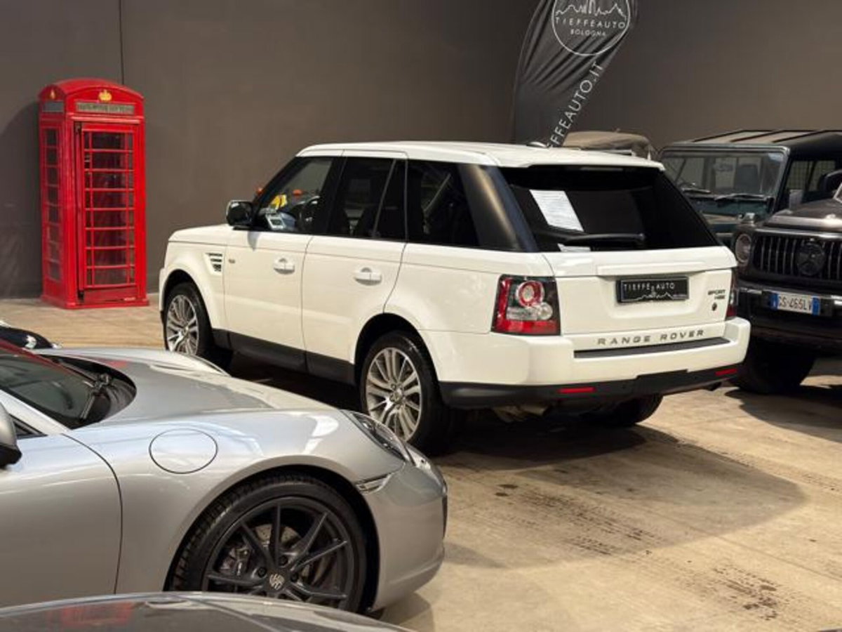 Land Rover Range Rover Sport 3.0 SDV6 HSE (5)