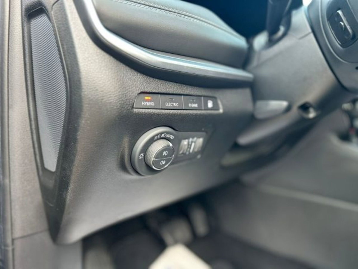 Jeep Compass 1.3 T4 190CV PHEV AT6 4xe Limited (14)