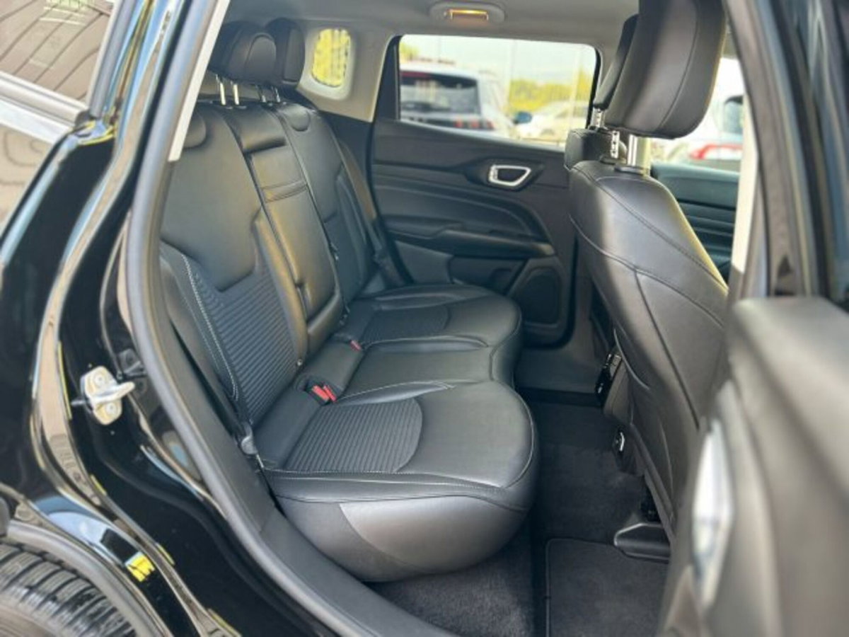 Jeep Compass 1.3 T4 190CV PHEV AT6 4xe Limited (20)