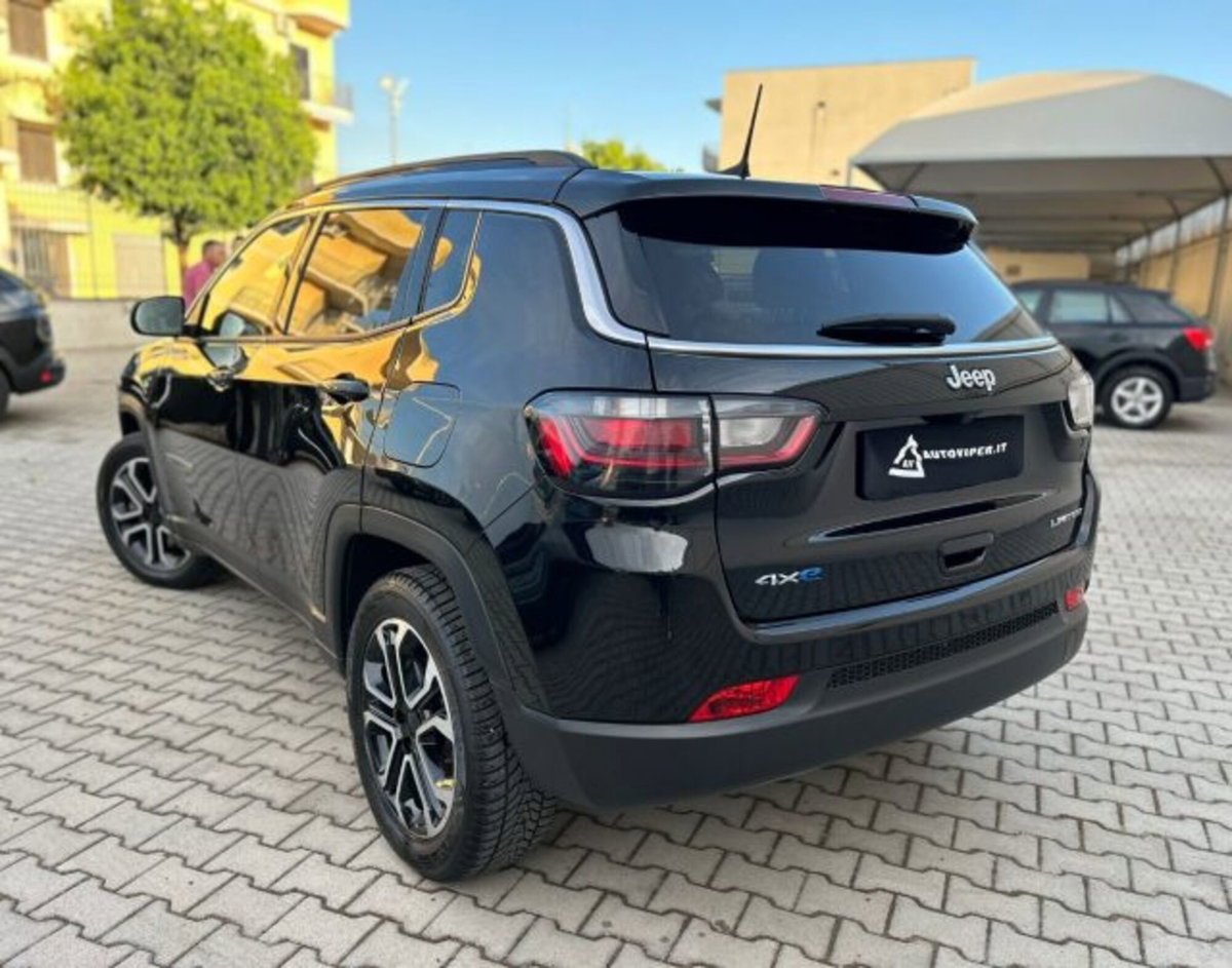 Jeep Compass 1.3 T4 190CV PHEV AT6 4xe Limited (4)