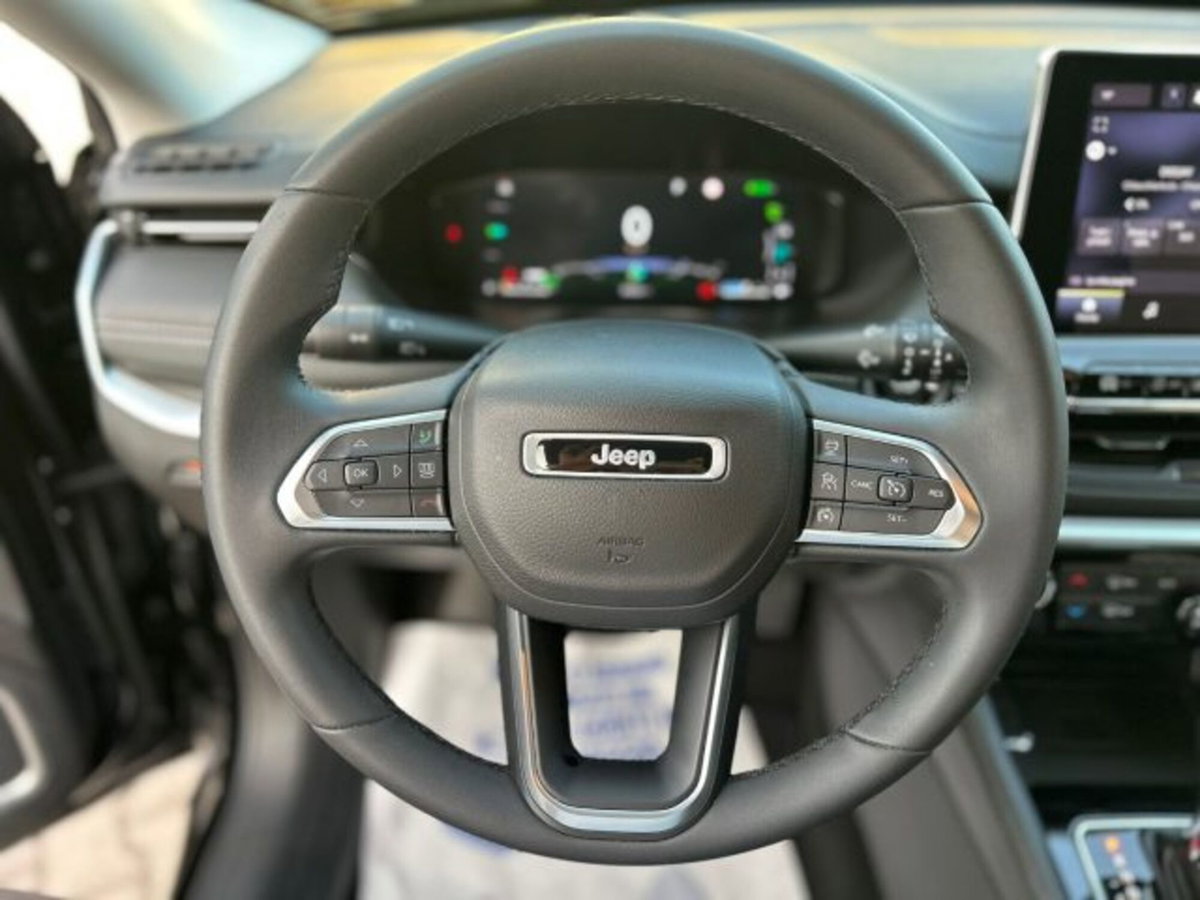 Jeep Compass 1.3 T4 190CV PHEV AT6 4xe Limited (9)
