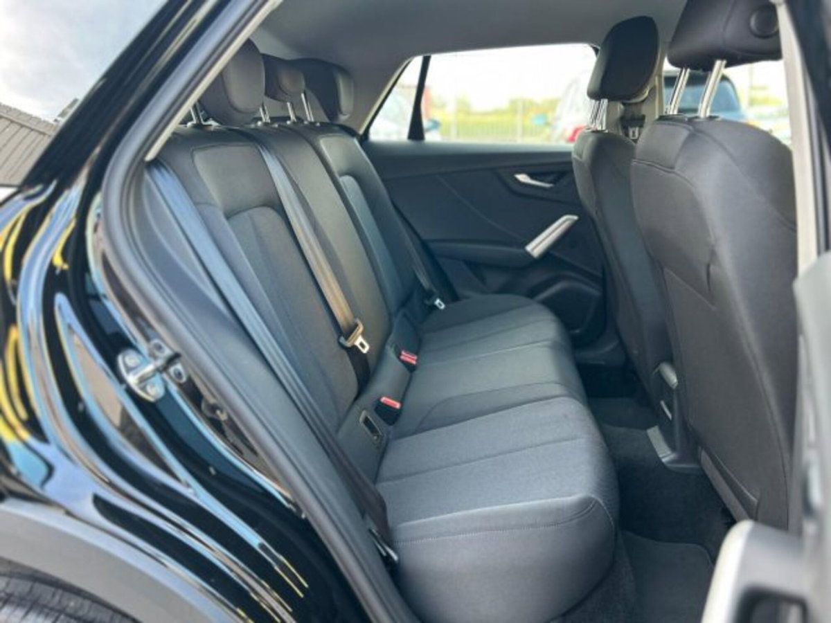 Audi Q2 Q2 30 TDI S tronic Business (19)