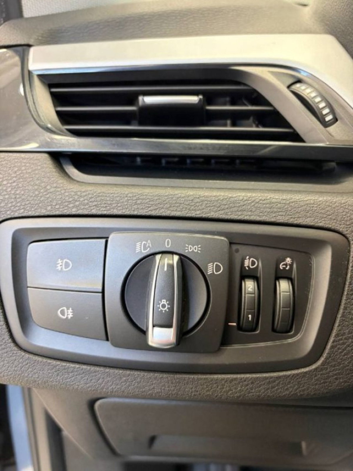 BMW X1 xDrive18d xLine Plus (16)