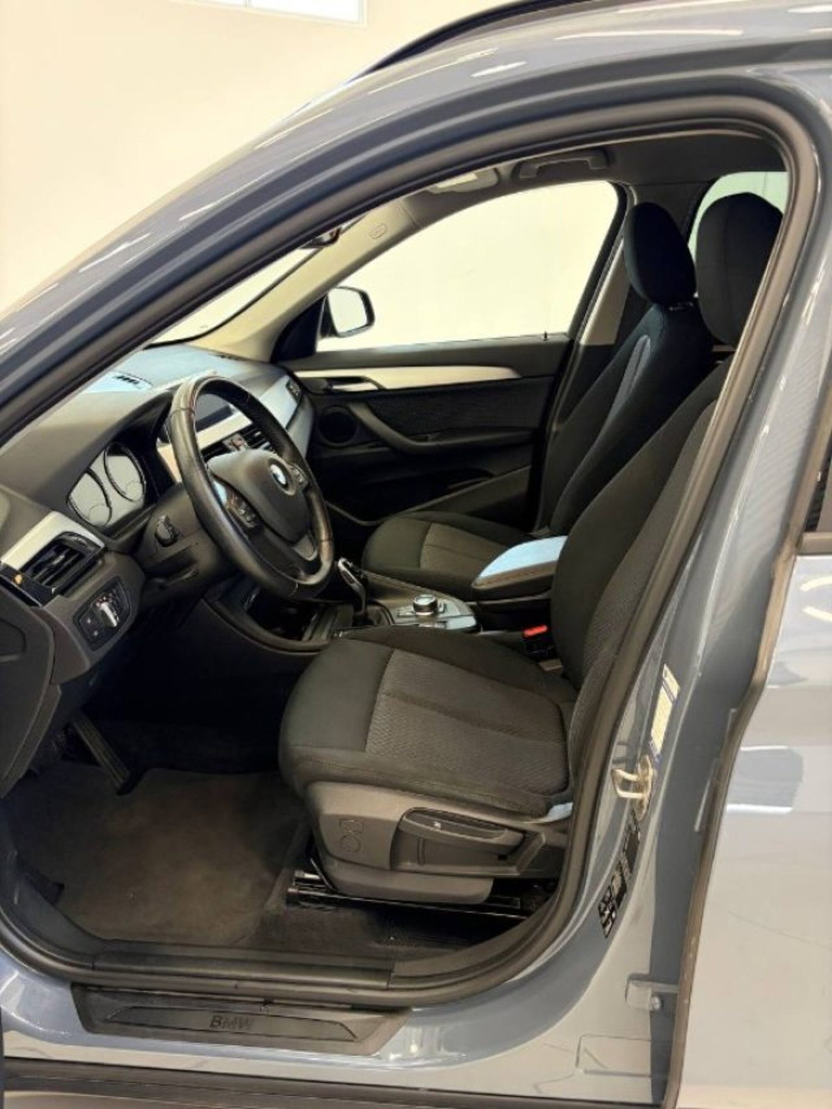 BMW X1 xDrive18d xLine Plus (9)