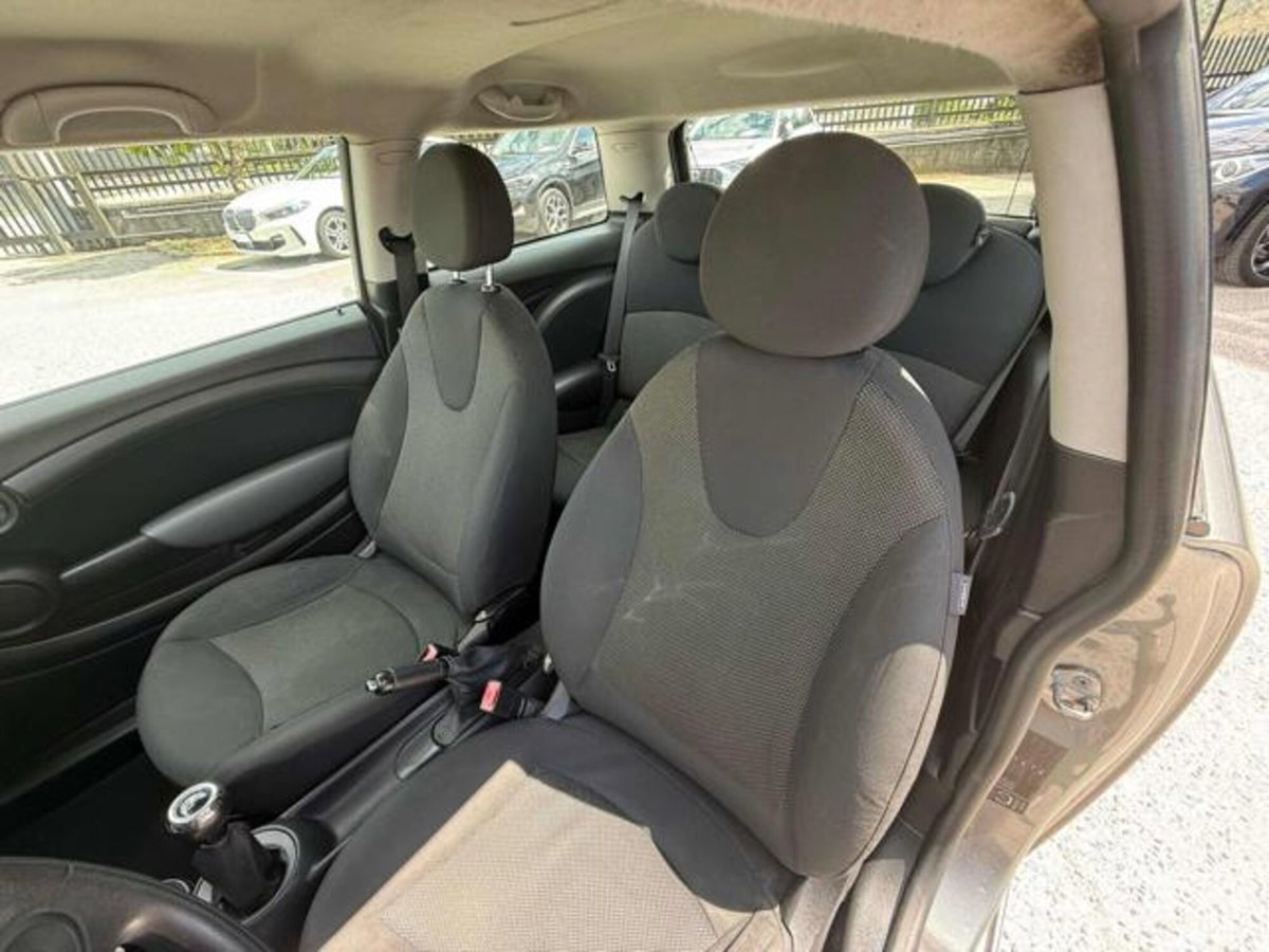 MINI Mini 1.4 16V One (55kW) (13)