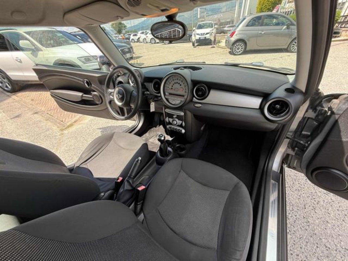 MINI Mini 1.4 16V One (55kW) (18)
