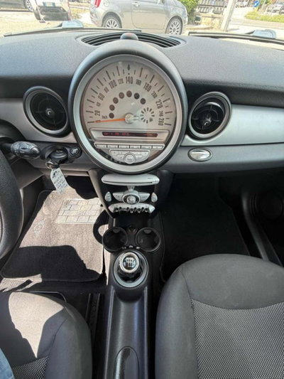 MINI Mini 1.4 16V One (55kW) (20)