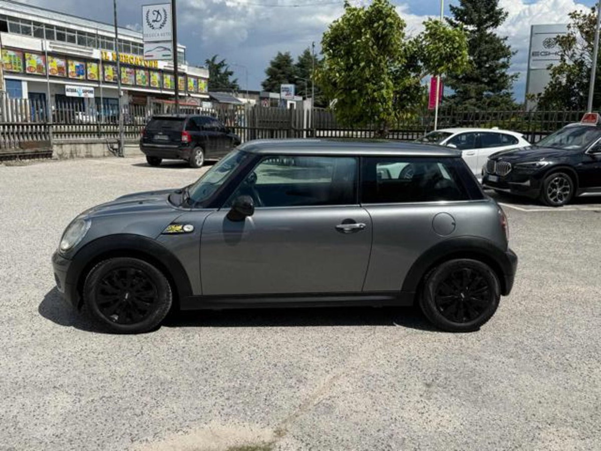 MINI Mini 1.4 16V One (55kW) (4)