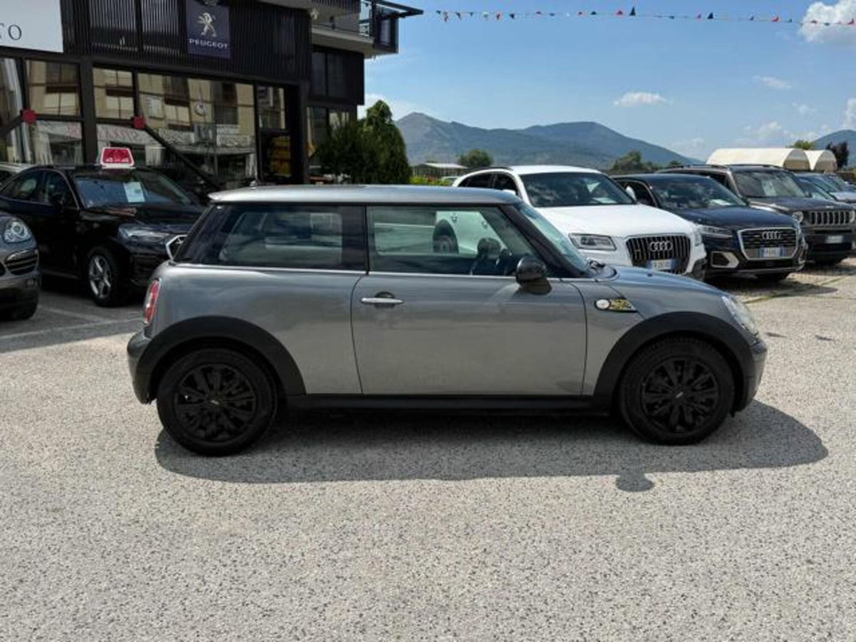 MINI Mini 1.4 16V One (55kW) (9)