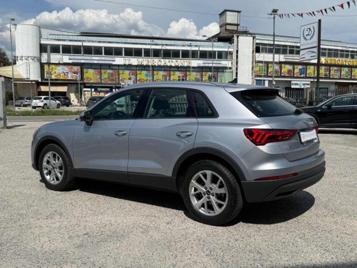Audi Q3 35 TDI Business (6)