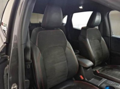 Ford Kuga 1.5 EcoBlue 120 CV aut. 2WD ST-Line X Design (4)