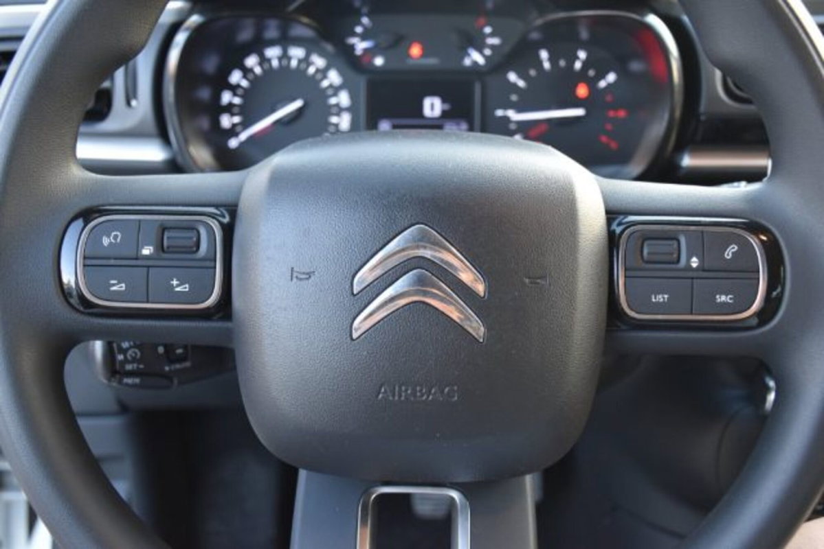 Citroen C3 BlueHDi 100 S&S Shine (11)
