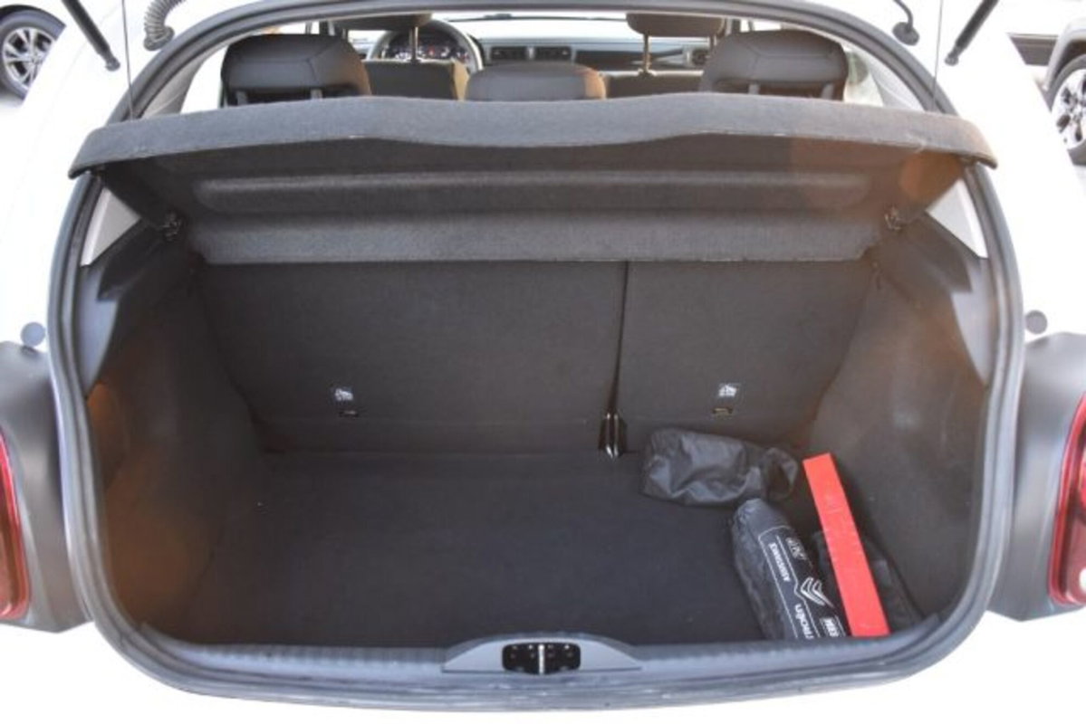 Citroen C3 BlueHDi 100 S&S Shine (15)